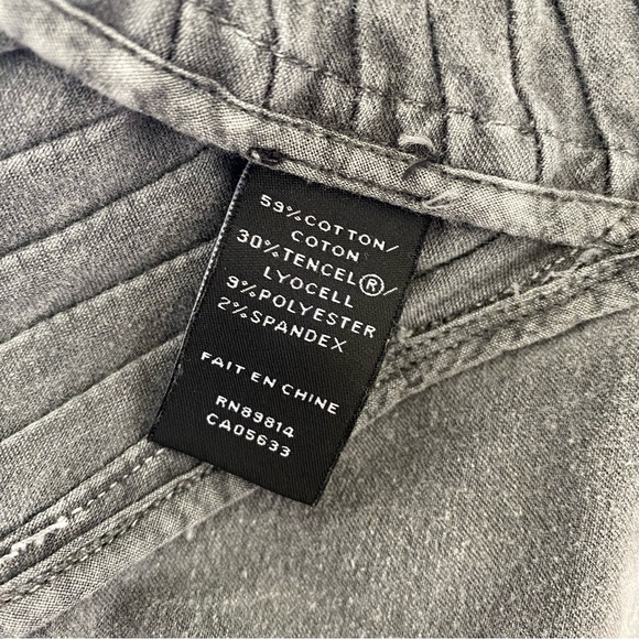 Stella Carakasi | Gray Denim Textured Moto Jacket - Picture 3 of 8